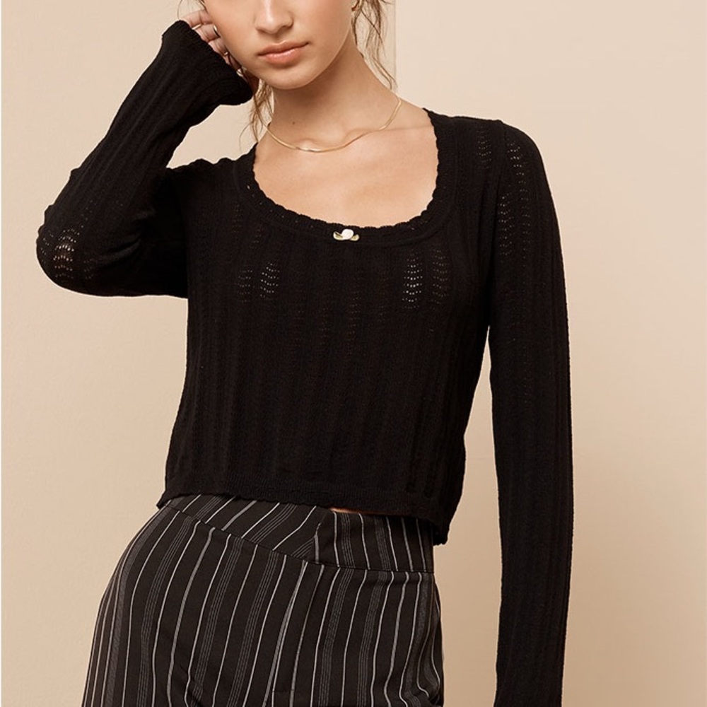 Beverly & Beck Black pointelle scoop neck sweater size medium